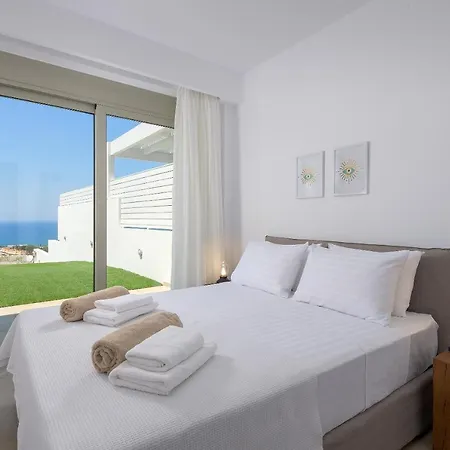 Dione In Pefkos, Area * לינדוס