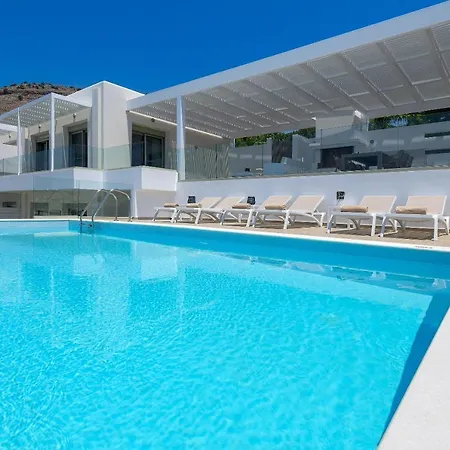 Dione In Pefkos, Area * Линдос