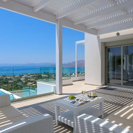 Villa Dione In Pefkos, Area