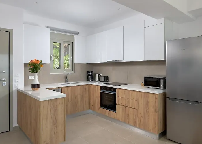 Villa Dione In Pefkos, Area