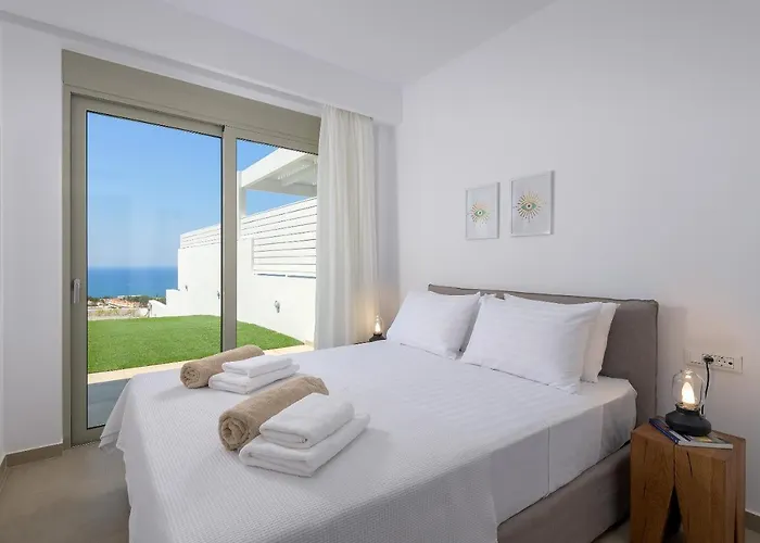 Dione In Pefkos, Area * Lindos (Rhodes)